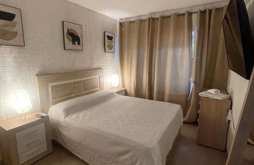 Quintana Apartment | Charming 1-Bedroom Apartment in the Heart of Madrid