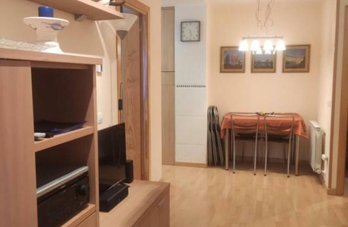 Villanua Apartment | Charming 2-bedroom apartment in Villanúa near ski slopes
