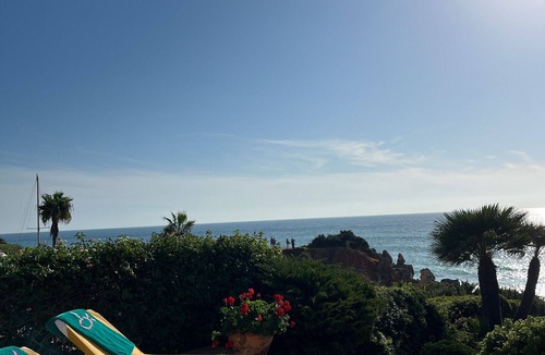 Cabo Roche Villa | Colores de Cádiz, vistas al mar y primera línea de playa