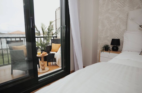 Isla de Arosa Apartment | Comfortable apartment Playa Riasón, with breakfast and 2 bikes included