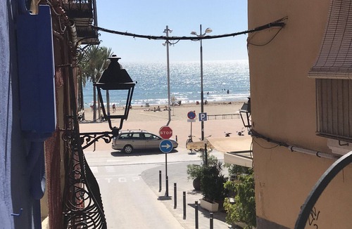 Old Town Apartment | COSTERA 2 - ESTUDIO VISTAS A CALLE