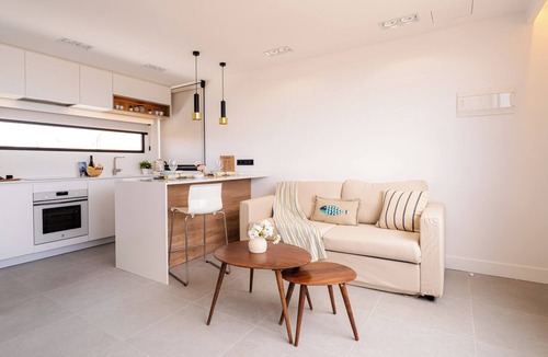 Los Lagos Apartment | COTILLO 15B Modern Ocean View Apartment