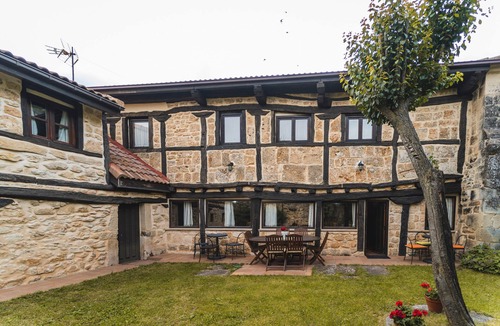 Villallano House | Country House 'Cortijo Las Monjas' in Montaña Palentina with Garden and Wi-Fi