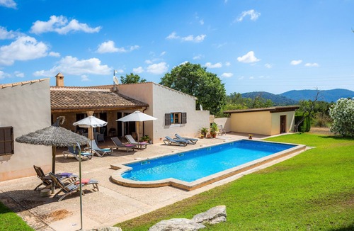 Son Servera Villa | Country House 'Can Xerpeta' with Mountain View, Private Pool and Wi-Fi