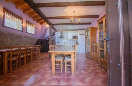 Fresnedilla House | Country House 'El Portalón De Fresnedilla' with Private Pool, Private Terrace and Wi-Fi