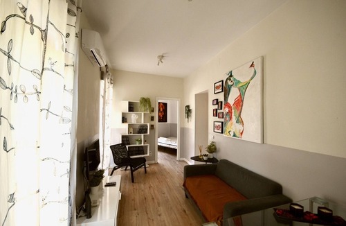 Numancia Apartment | Cozy 2-Bed Apartment Near the Center