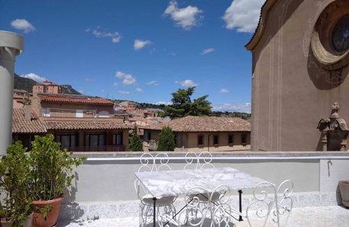 Centelles House | Cozy cottage in the center of Centelles with terrace