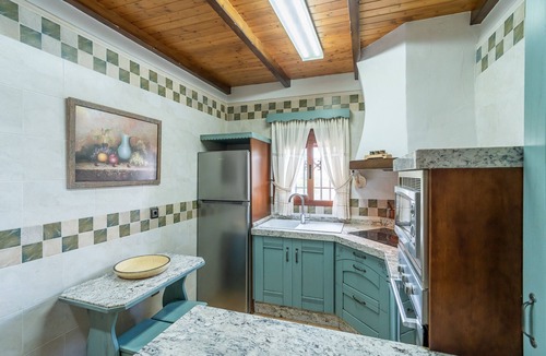 Coin Cottage | Cubo's La Carreta Rural House/Private pool/BBQ/Terrace/Free Wi-Fi