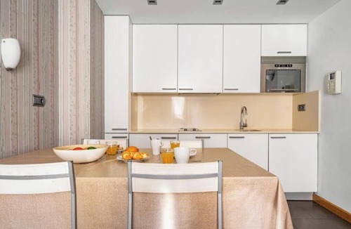Cangas de Onis Apartment | Cueto Spa 1 Bedroom Apartment for 2 Adults and 2 Children in Cangas de Onís