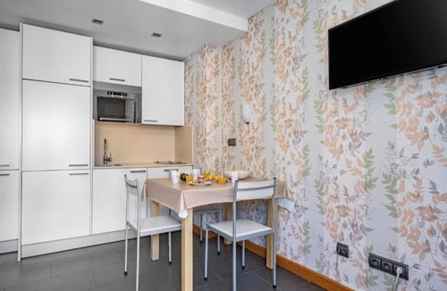 Cangas de Onis Apartment | Cueto Spa 1 Bedroom Apartment for 2 Adults and 1 Child in Cangas de Onís