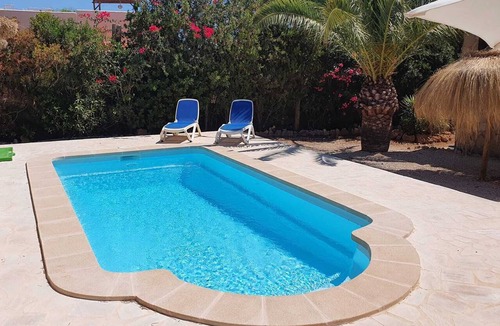 Cala Llombards House | Detached chalet with pool