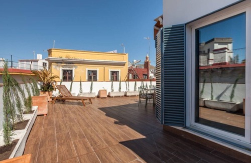 Encarnacion-Regina Apartment | Duplex penthouse with 70 m terrace