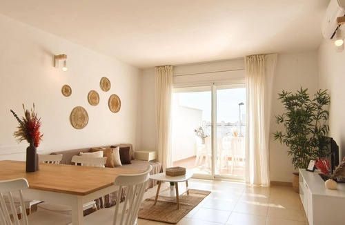 Calafat Apartment | Duplex Tout-Confort près de la Plage avec Terrasse - L'Ametlla de Mar, Costa Dorada, Espagne