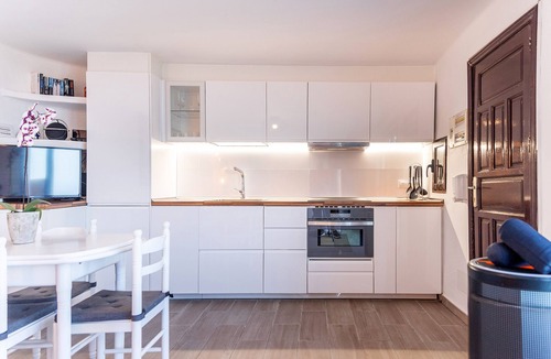 Tias Apartment | FINCA LA CASITA - LANZAROTE. PRIVTE SAUNA AND PRIVATE JACUZZI. POOL.WIFI.GOLF
