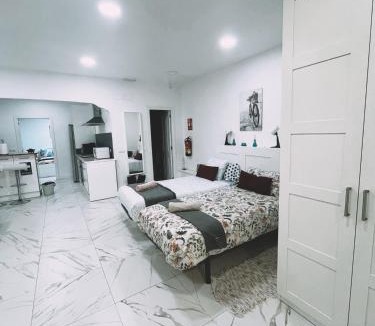 San Blas-Canillejas Apartment | Estudio Estadio Wanda Metropolitano