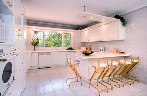 Puerto Banus Villa | Exclusive Villa El Messidor with Private heated Pool, 2nd Line to Beach