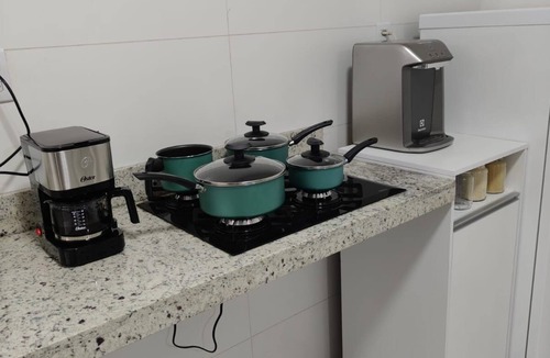 Veneza Apartment | Executivo Veneza é ótimo para pequenas e longas estadias, localização premiada