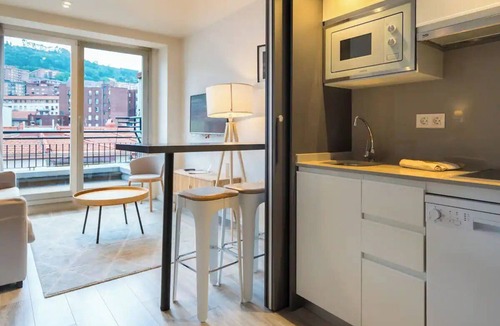 Castanos Hotel | Family-Friendly Apartment w/All Essentials Near Bilbao's Historic Sites