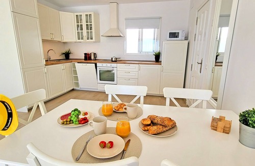 Gran Tarajal Apartment | Ferienwohnung Ocean Sounds B in Gran Tarajal, Innenstadt, Meerblick, Terrasse