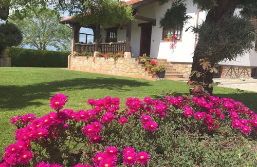 Queveda House | Garden, swimming pool, gym and game room. Santillana del Mar "Finca Herreros".