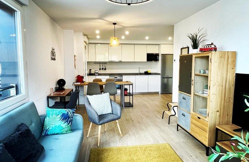 Barakaldo Apartment | Gran Bilbao XI with parking by Aston Rentals