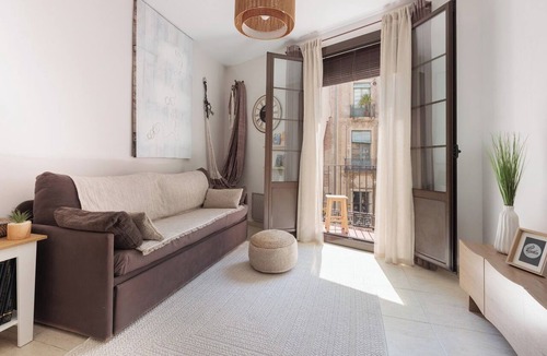 Gothic Quarter Apartment | Great Acomodis Apartment In the heart of the Gothic Quarter-Live Barcelona!