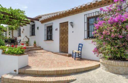 Antequera House | Guest house in a traditional Andalusian country estate