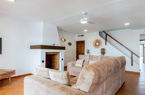 Sector M - Malvasia Apartment | Holi-Rent Meraky Superior