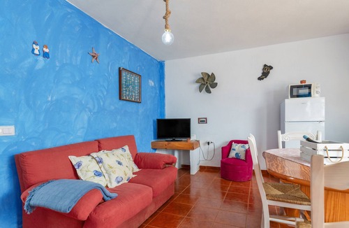 Caleta de Sebo Apartment | Holiday Apartment 'Apartamento La Caletilla' with Sea View, Private Terrace & Wi-Fi