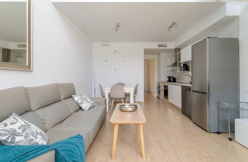Puerto Marino House | Holiday Home 'Bungalow Martina for 6 People' with Shared Pool, Wi-Fi and Air Conditioning
