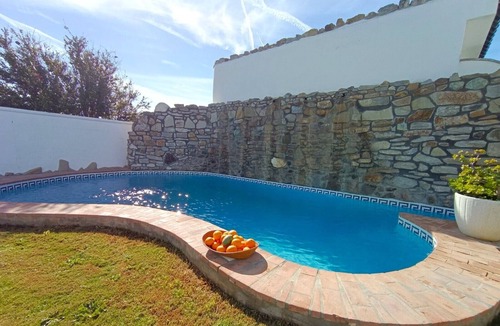 El Palmar House | Holiday Home 'Nacarum 2 - Monte' with Private Pool, Wi-Fi & Air Conditioning
