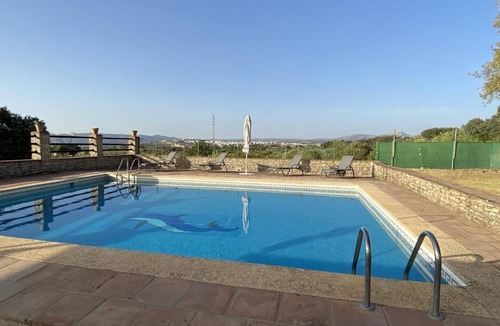Ronda House | Holiday Home 'Finca Olivar El Pino' with Mountain View, Wi-Fi and Air Conditioning