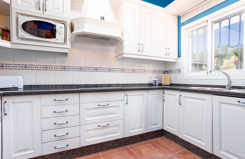 Marbella House | Holiday home with private garden 5 minutes from puerto bañus and the beach