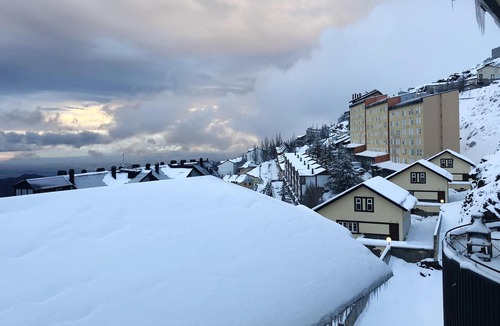 Pradollano Apartment | Homerez - Apartment 100 m from the slopes for 6 pers. in Sierra Nevada