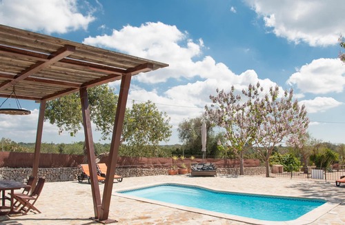 Sencelles House | Homerez - House for 8 ppl. with swimming-pool, garden and terrace at Sencelles