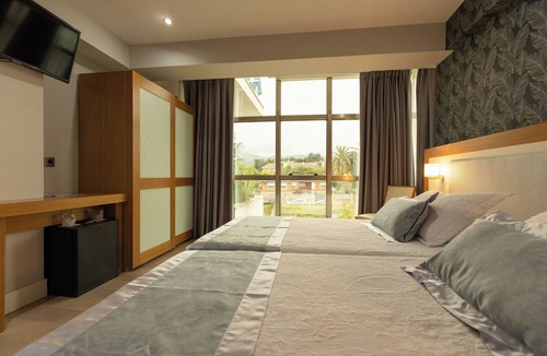Torrelavega Hotel | Hotel Montedobra
