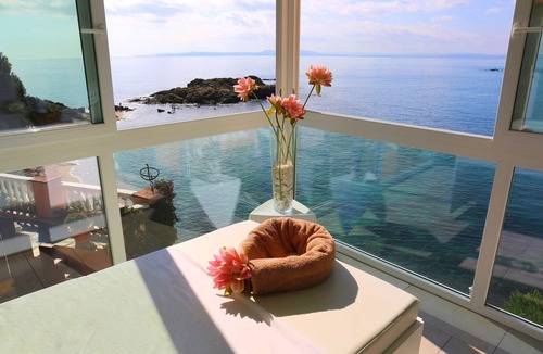 Almadraba-Canyelles Hotel | Hotel Vistabella