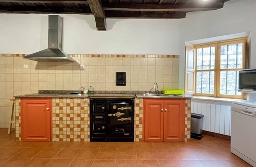 Ibio House | HOUSE LOS NOGALES DE IBIO