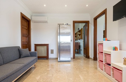Sa Creu Vermella House | Impressive Villa Son Ferriol estate in Palma de Mallorca with pool vacation rent
