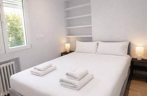 Cotos Bed & Breakfast | Increible Habitación en Chamartín