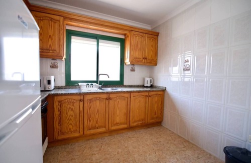 Los Cocoteros House | Kalendra Rofe ·Spacious and peaceful near the sea