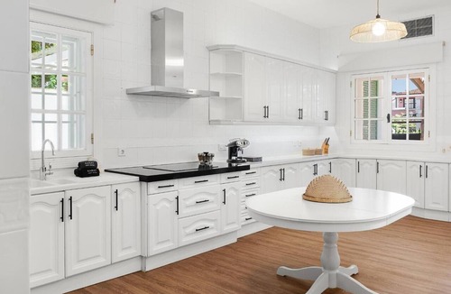 San Cristobal de La Laguna Apartment | Karat Villa La Florida – Elegance and Comfort in a Renovated 1990s Villa