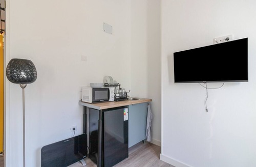 La Aparecida Apartment | La Aparecida: Mountain Views, Balcony & Wi-Fi in Rural Cantabria