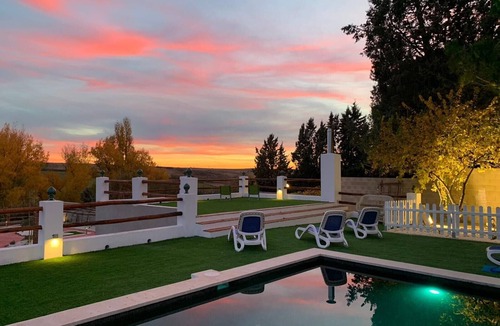 Palomeque House | La Espada Rural Villa: Country House for Groups in Castilla