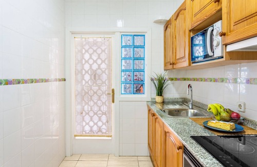 Portocolom Apartment | La Ola Beach House seaside holiday house with shared pool in Porto Colom.