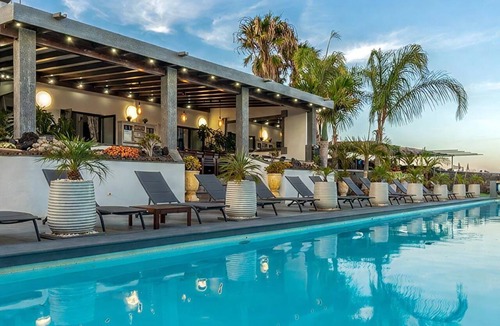 Macher Villa | Lanzarote Sunset - Twelve Bedroom Villa, Sleeps 25