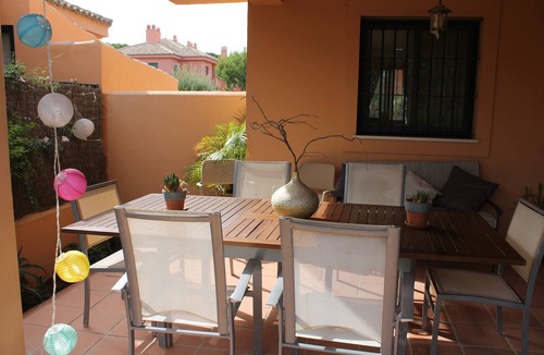 El Puerto de Santa Maria House | Large villa in Vistahermosa near Puerto Sherry Marina with pool sleeps 15