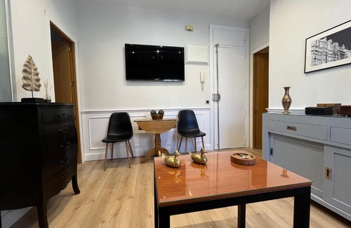 Embajadores Apartment | Lavapiés Classy