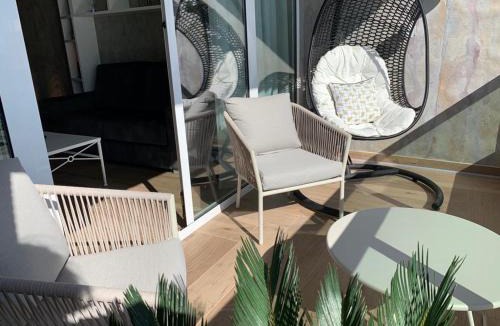 Marbella Seafront Promenade Apartment | Luxurious flat with magical sea view