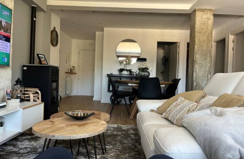 Jaca Apartment | Luxury Apartment in Jaca with 3 Bedrooms